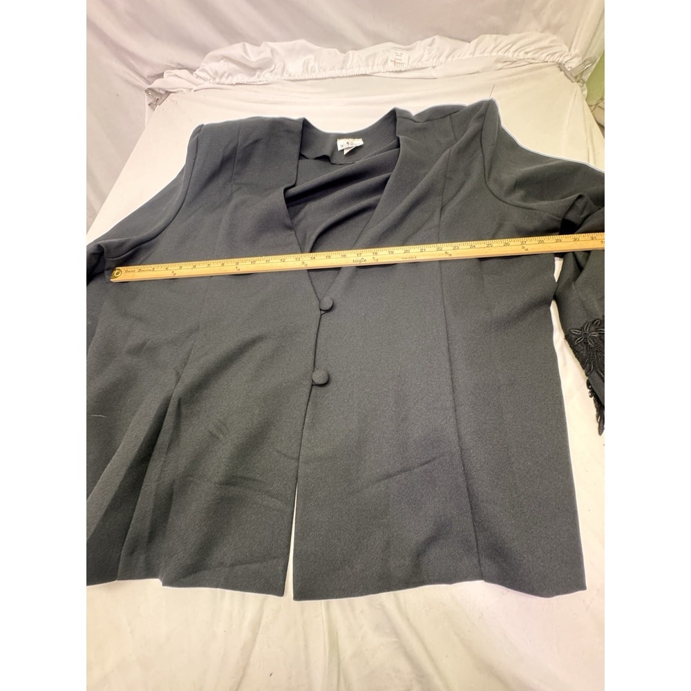 Blazer Women's Plus Size 6XL Black Two Button Gothic  Lace Trimmed Sunday Dress - Picture 8 of 10